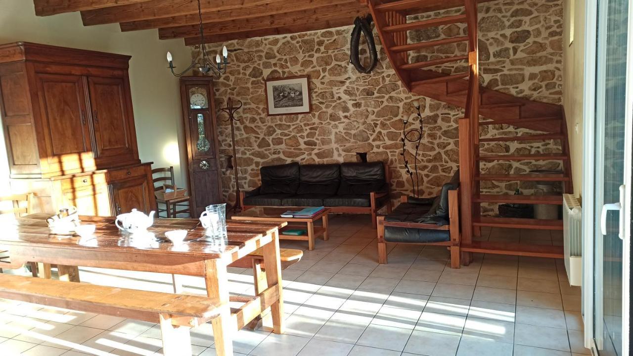 La Ferme Du Pere Hotell Kermorocʼh Exteriör bild